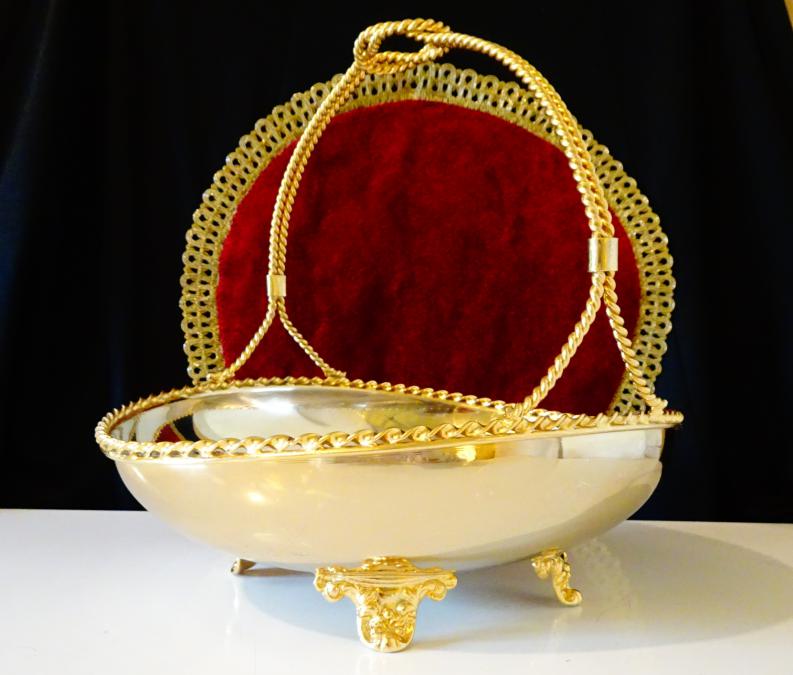 Позлатена фруктиера, кошница 24k Gold.