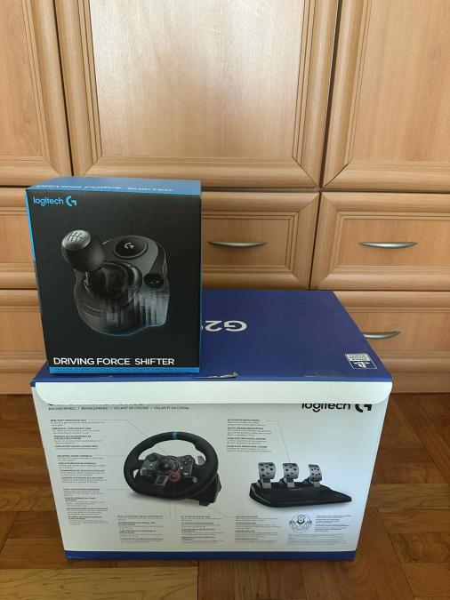 Продавам Logitech G29 Shifter Чисто Нов, Неизползван
