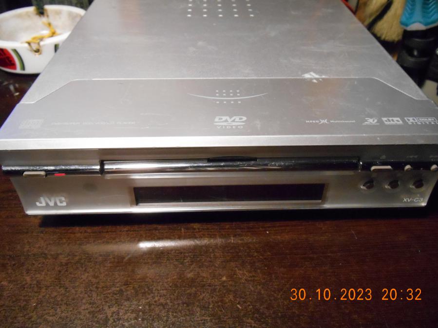 JVC Xv-c3 DVD Player
