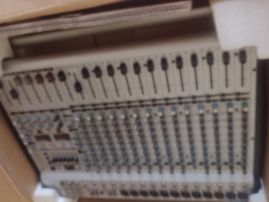 Усилвател  като нов