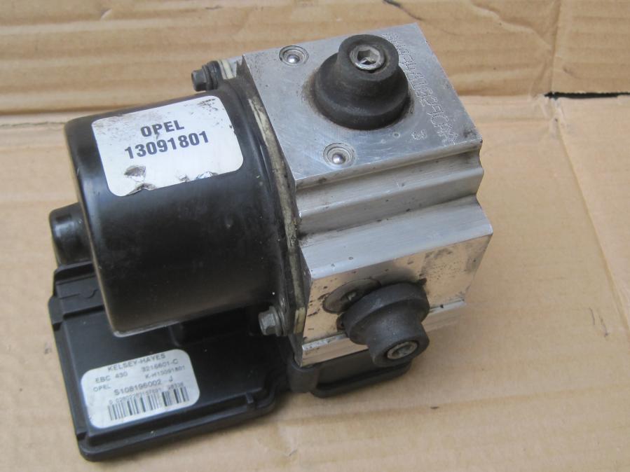 ABS Модул за Opel Vectra B 1996 - 2003,  13091801  13216601c  132