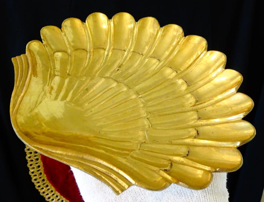 Бронзова фруктиера, купа, перлена мида, позлата, барок.