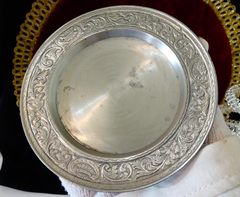 Калаена чиния, рамка за снимка, барок, калаена сватба.