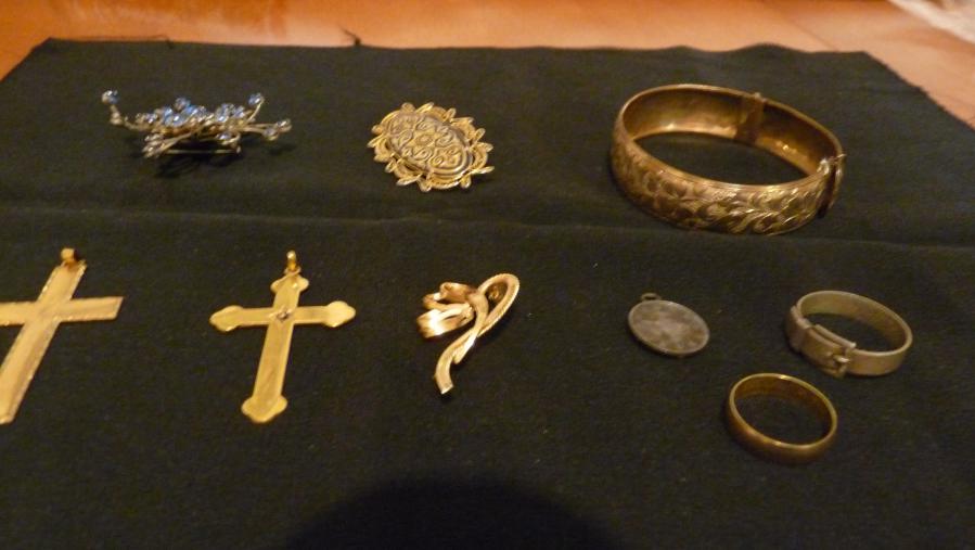 Ретро бижута-90 и повече години-красив подарък за любим човек