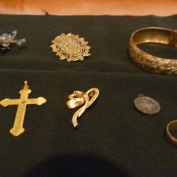 Ретро бижута-90 и повече години-красив подарък за любим човек