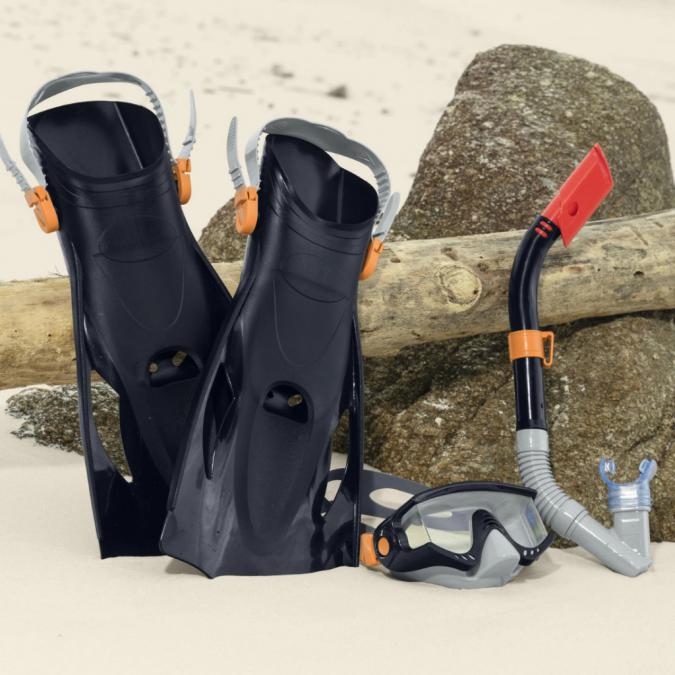 Комплект за шнорхелинг Bestway  маска, шнорхел и плавници с UV защита