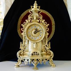 Бронзов каминен часовник 2.7 кг., ангели, барок.