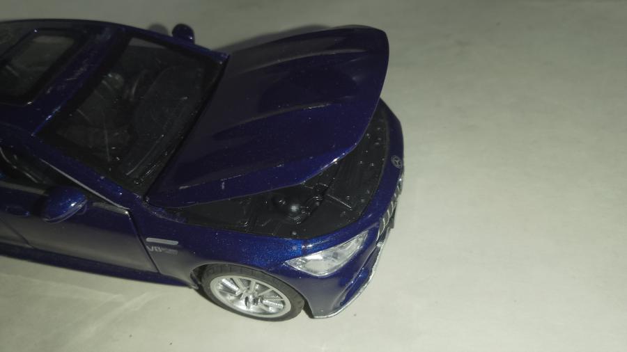 Мини модел на Мерцедес със звуци и светлини