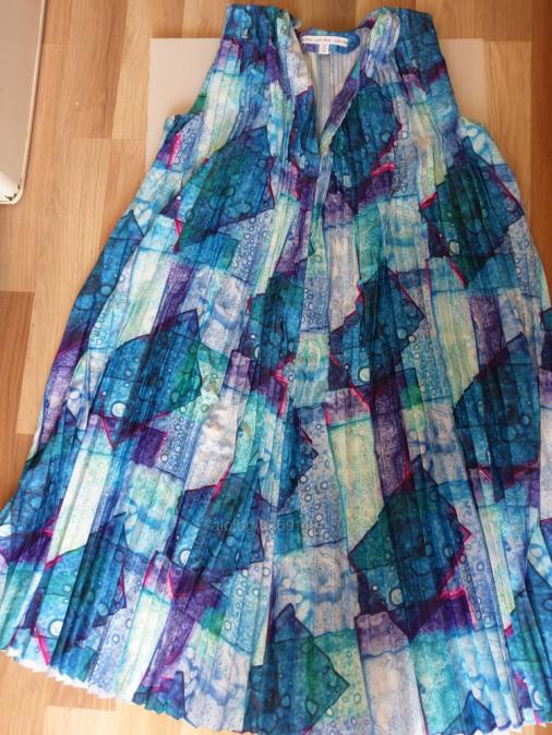 Рокля плисирана