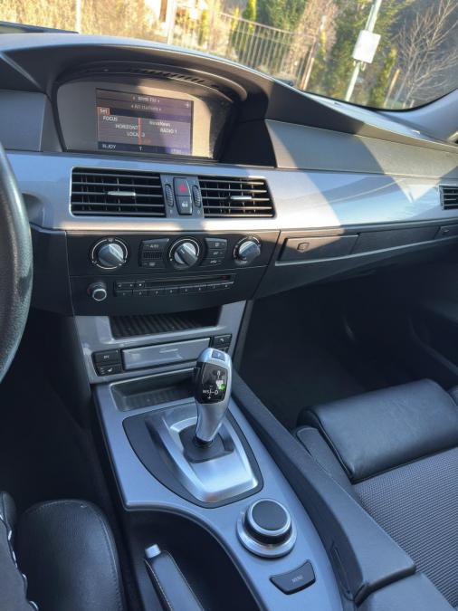 BMW 525, 2008г., 240000 км, 6000 €