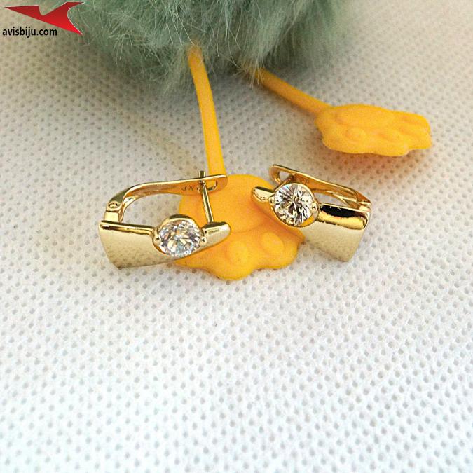 Обеци с 14К златно покритие и с цирконий