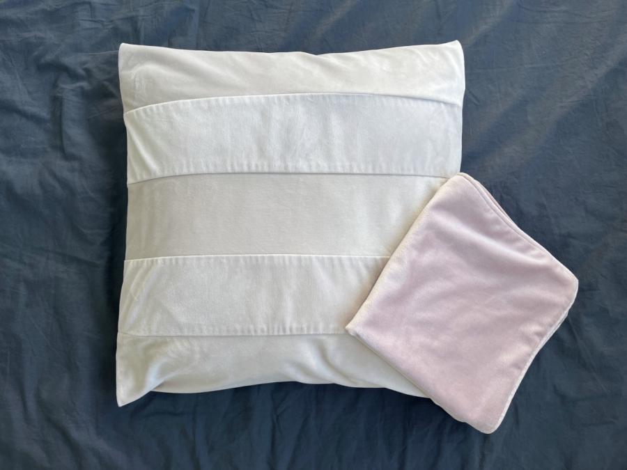 Декоративна възглавница 45 х 45 см с 2 калъфки