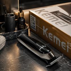 Професионална машинка Kemei Km-1571 - за коса и брада с LCD дисплей, U