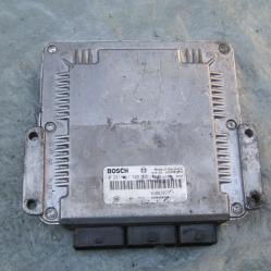 Компютър за Рено Еспейс 0281011325 Bosch 8200309318 2.2 DCI 2001-200