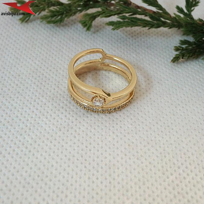 Пръстен с 14К златно покритие и с цирконий