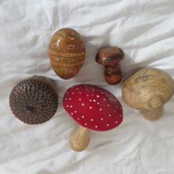 Антикварни фигурки за декорация