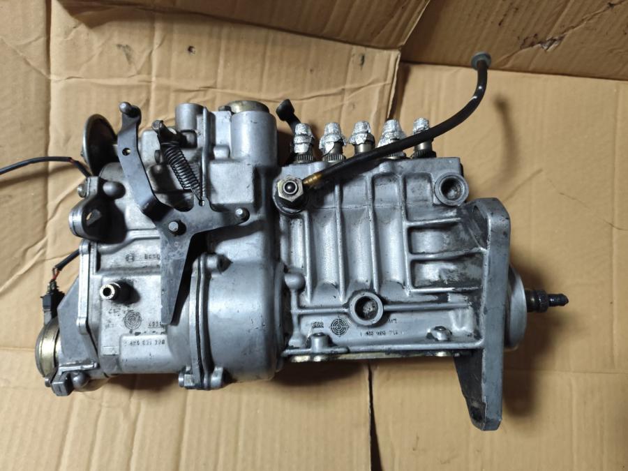 Mercedes W124 2.5d Инжекционна Помпа 6020702101 0400075961 Bosch -9716