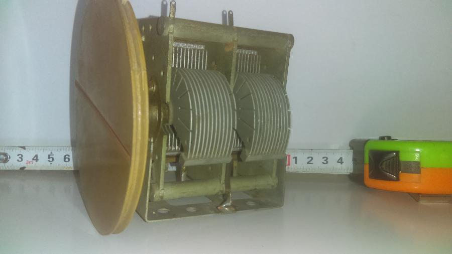 Променлив радиокондензатор