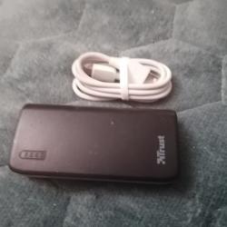 Външна батерия power bank Trust Primo 4400, 4400 mAh