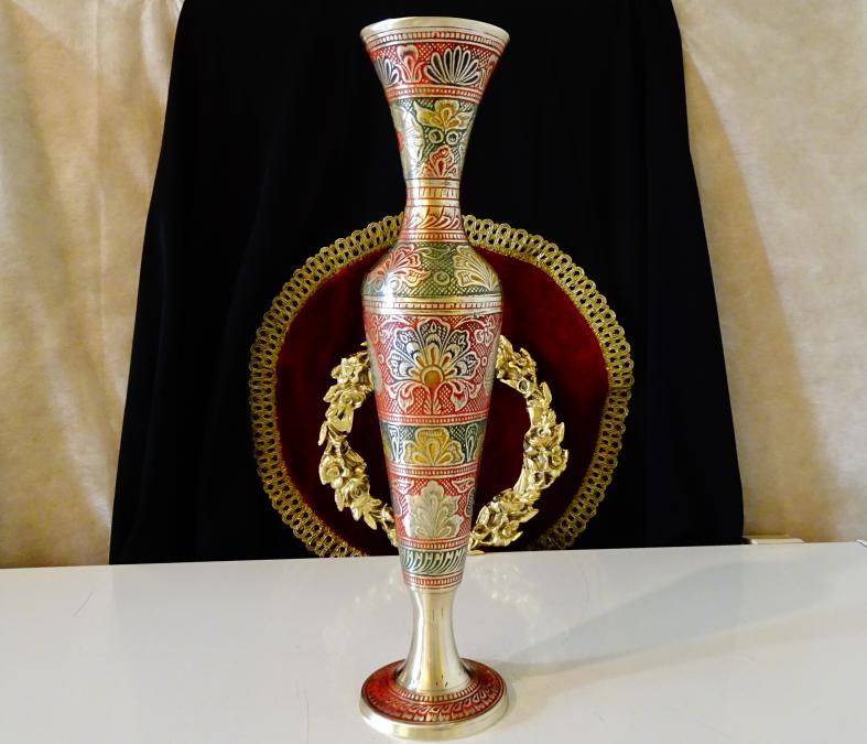 Бронзова ваза 36 см., цветен клетъчен емайл.