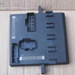 Комфорт модул за Audi A4 B7 2.0 TDI 140 конски сили 8e0907279n, 2004-