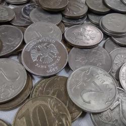 Лот от над 200бр. монети с номинал от 1, 2, 5 и 10 рубли