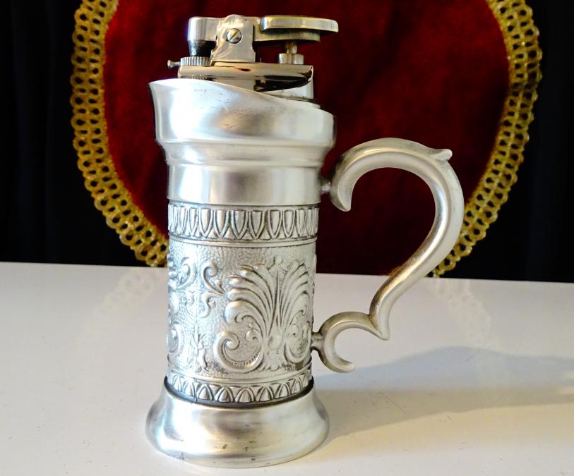 Настолна газова запалка от калай 310 гр.
