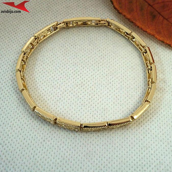 Гривна с 14К златно покритие и с цирконий