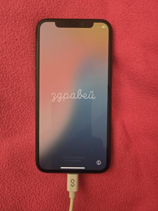 Продавам Iphone 11 pro.