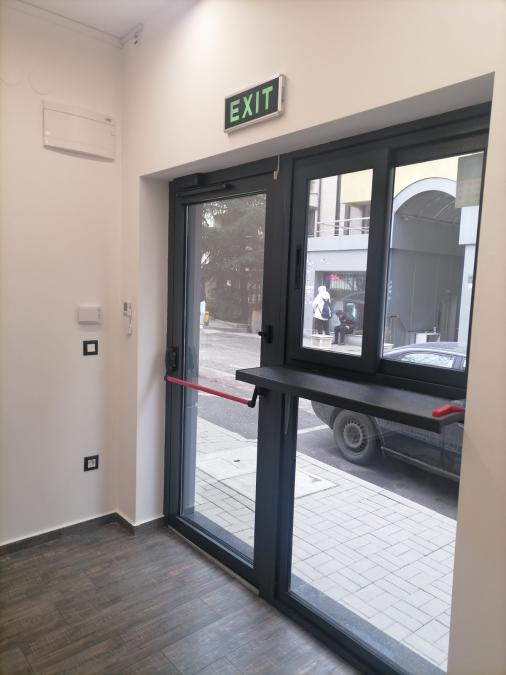 Търговско помещение под наем в Бизнес център Графит