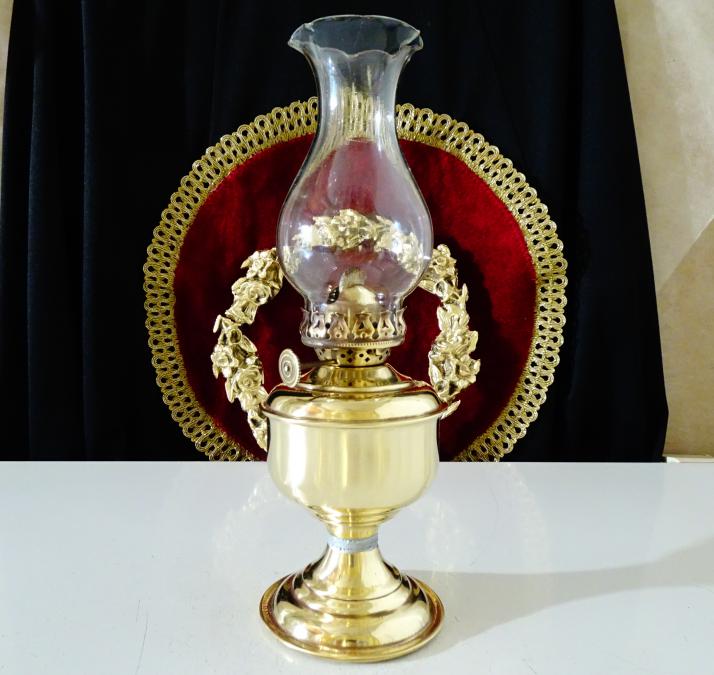 Бронзова газена лампа, перфектна.