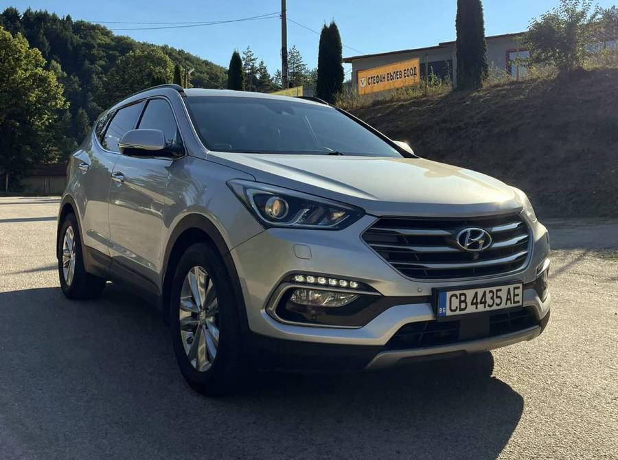 Hyundai Santa Fe, 2016г., 173000 км, 35000 лв.