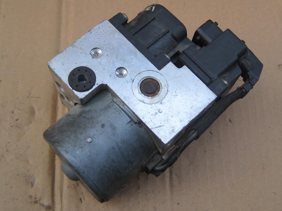 ABS Помпа Renault Clio II 0273004621 Bosch 8200085584 0 273 004 621