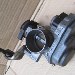 Дроселова клапа 5wp4270 Pierburg Skoda Felicia 047133061 Шкода Фелиция