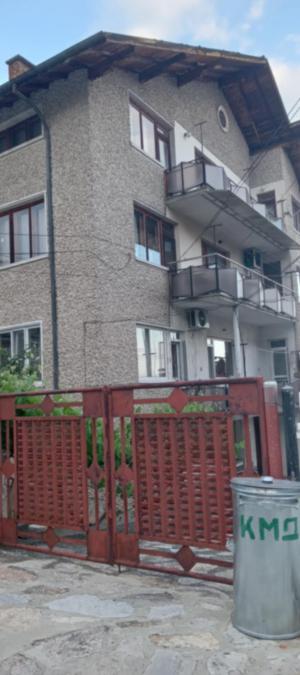Етаж от къща без двор