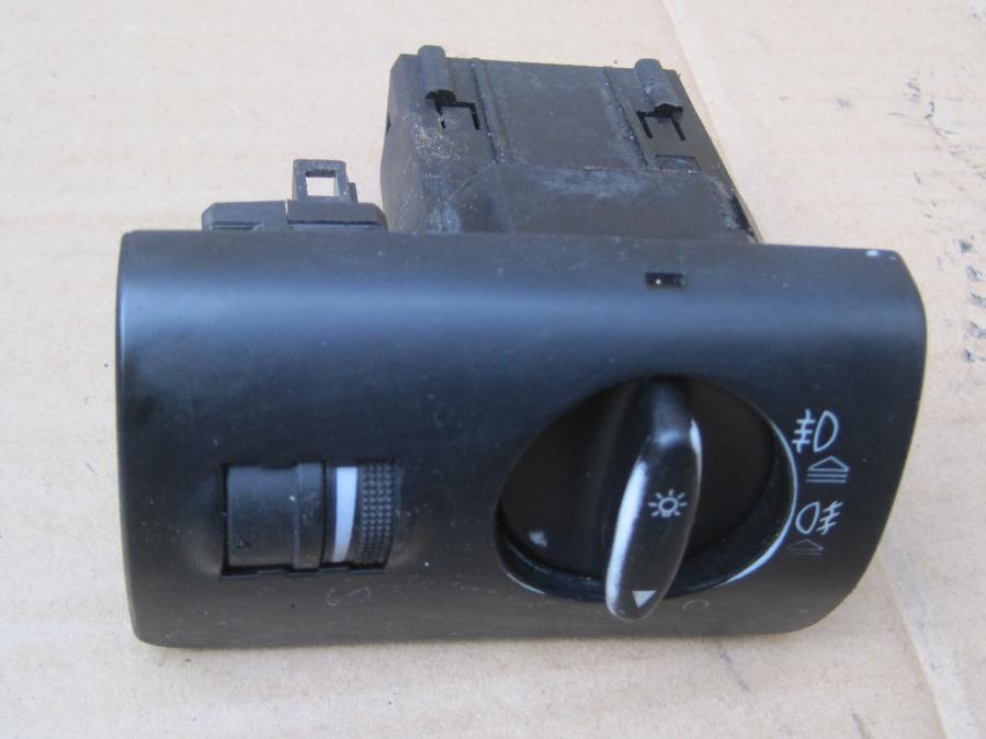 Ключ за фарове Audi A6 4b1941531b Audi A6 C5 4B 1997-2004