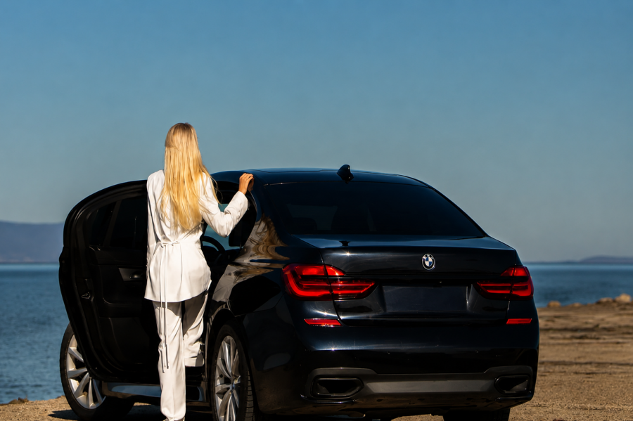 AT Travel  Professional Airport Transfers and Passenger Transport in