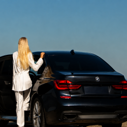 AT Travel  Professional Airport Transfers and Passenger Transport in