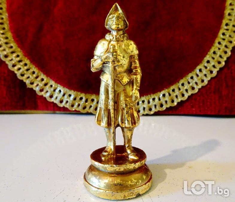 Калаена фигура Дон Кихот, позлата, печат.