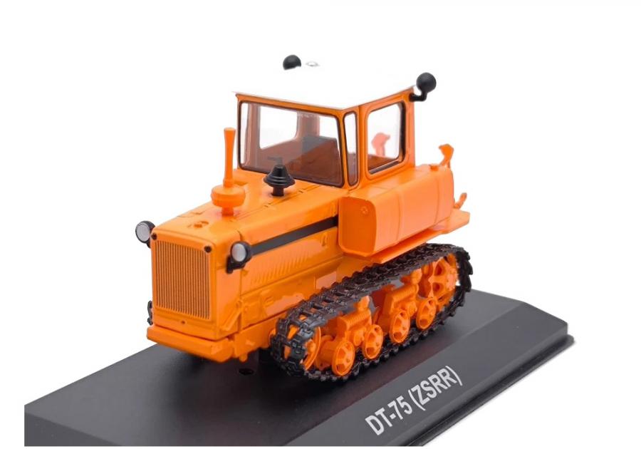 Моделче на трактор Дт-75 в мащаб 1 43