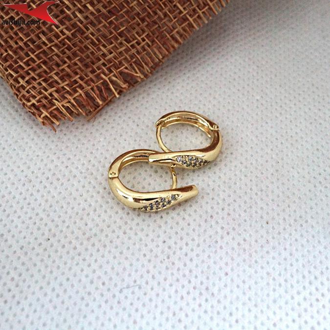 Обеци с 14К златно покритие и с цирконий