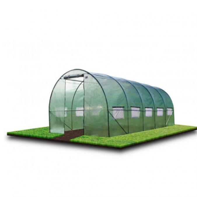 Голяма оранжерия - идеална вентилация и здрава конструкция