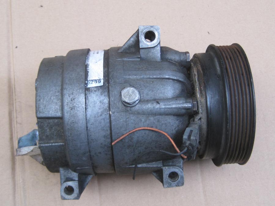 Компресор за климатик 7700103536 OEM 1135289 Renault Megane Scenic 1,4