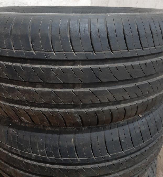 Гуми 15ц.  225 60 15