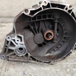 Скоростна кутия 90400197, GM F13 за Opel Corsa B, Astra F и Tigra с дв