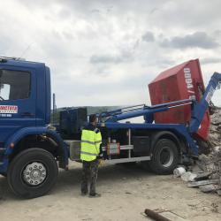 Контейнери за строителни отпадъци