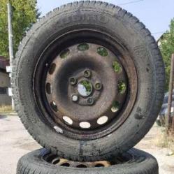 Гуми и железни джанти за VW Sharan