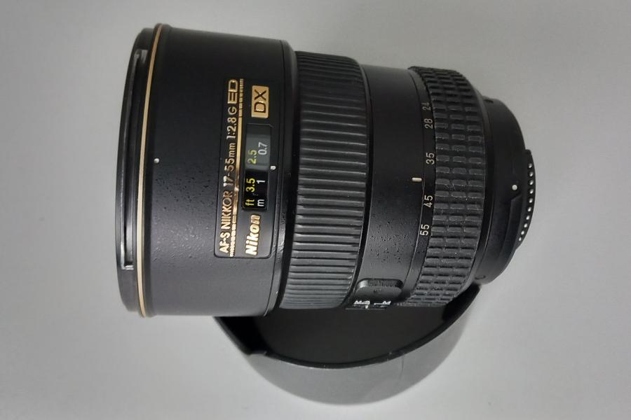 Продавам обектив Nikon Nikkor Af-s 17-55 1 2.8 G ED DX