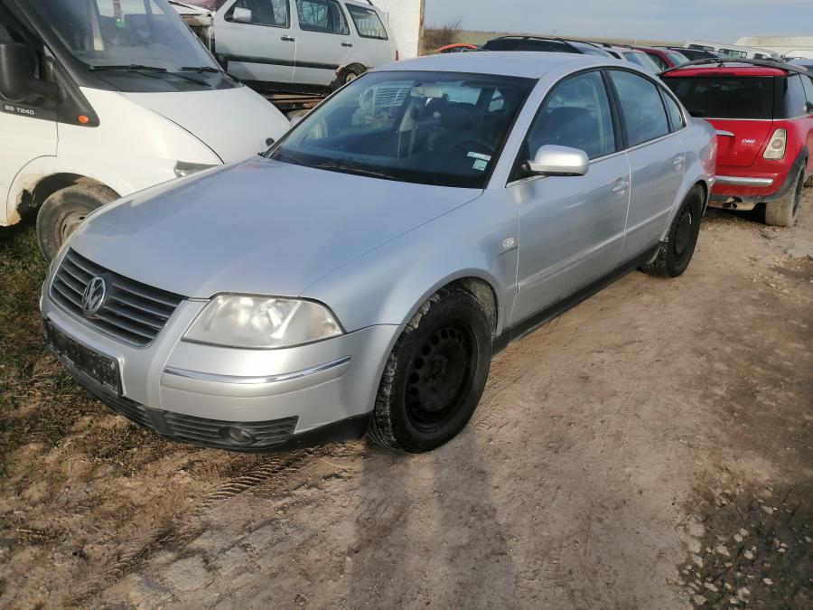 Volkswagen Passat, 2003г., 180000 км, 11 €