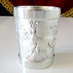 Калаена чаша за ракия с Елен, Кошута, Сърне.